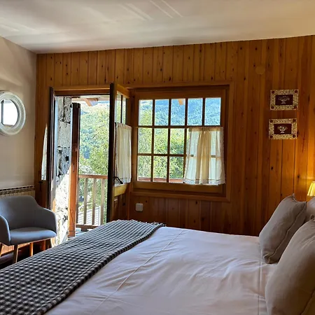 Hotel El Xalet De Rural Taull