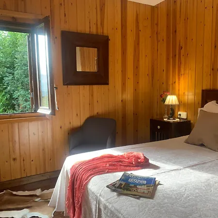 Hotel El Xalet De Rural 2*